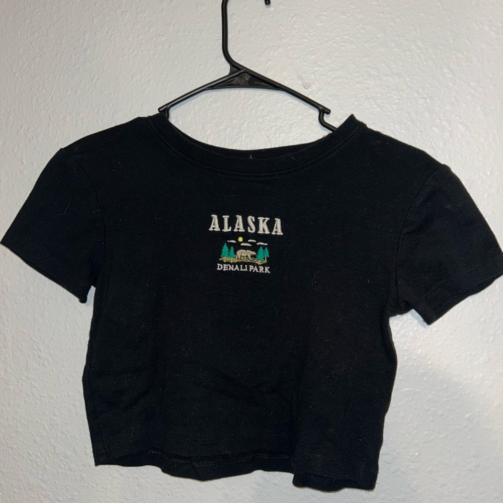 Vibe N crop top. Alaska